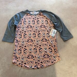 LulaRoe Randy Tee • size large • NWT